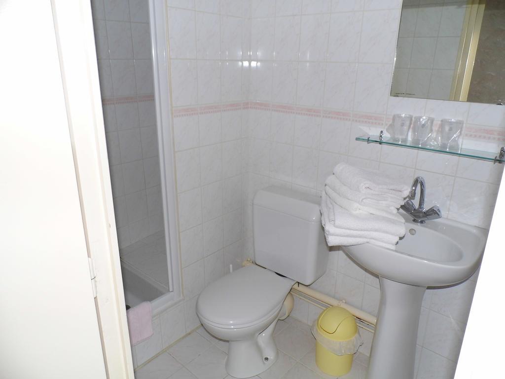 A L'Oree Du Bois Chez Doudou&Lolo Bellerive-sur-Allier Rom bilde